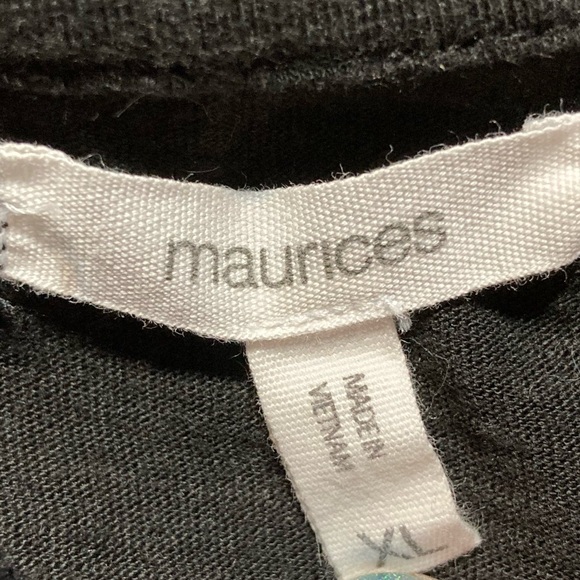 Maurices XL sleeveless black top ruched yoke  silver snaps great cond 11108 - Picture 6 of 6